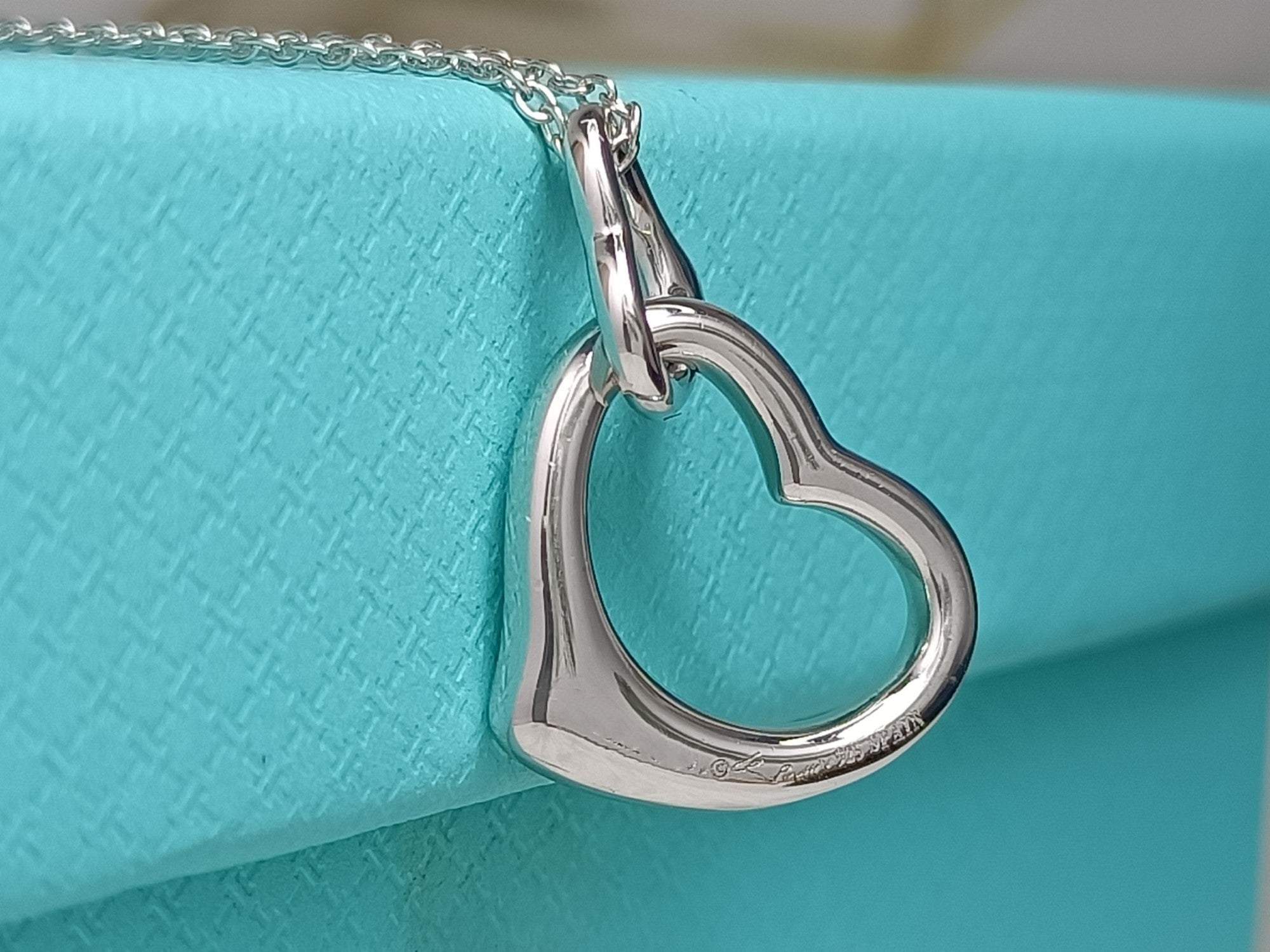 DOUBLE HEART SILVER NECKLACE