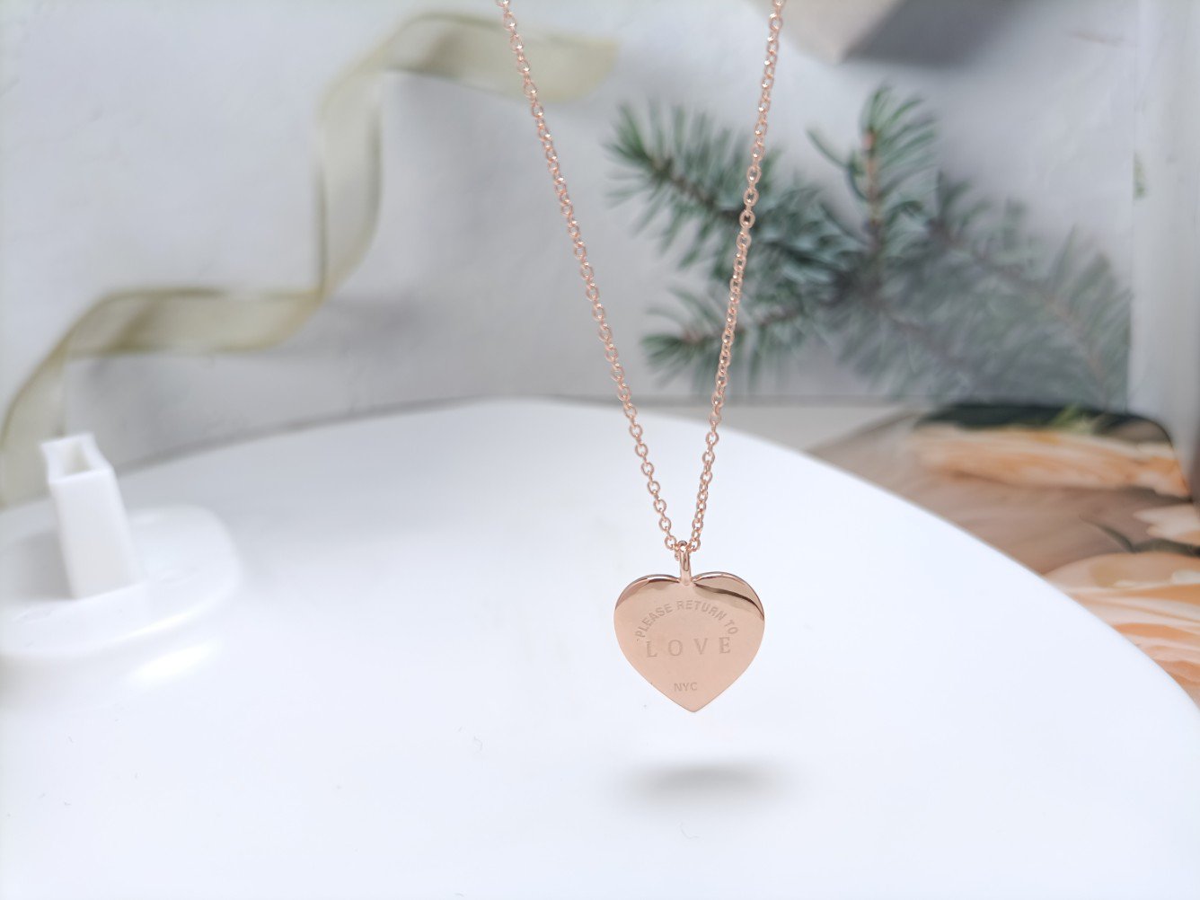 HEART DIAMONDS PEDANT NECKLACE