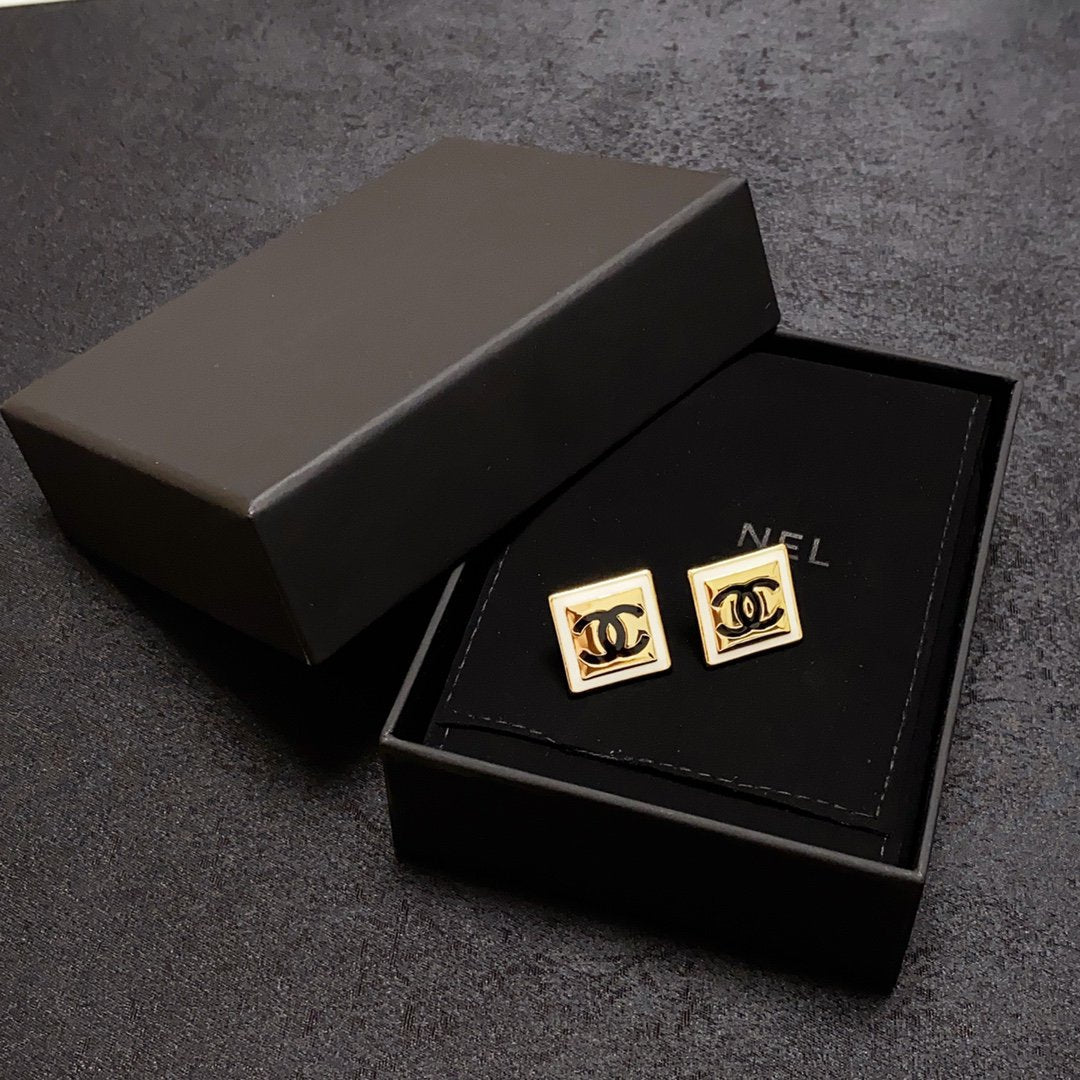 CC LIGHT GOLD AND WHITE ENAMEL SQUARE EARRINGS