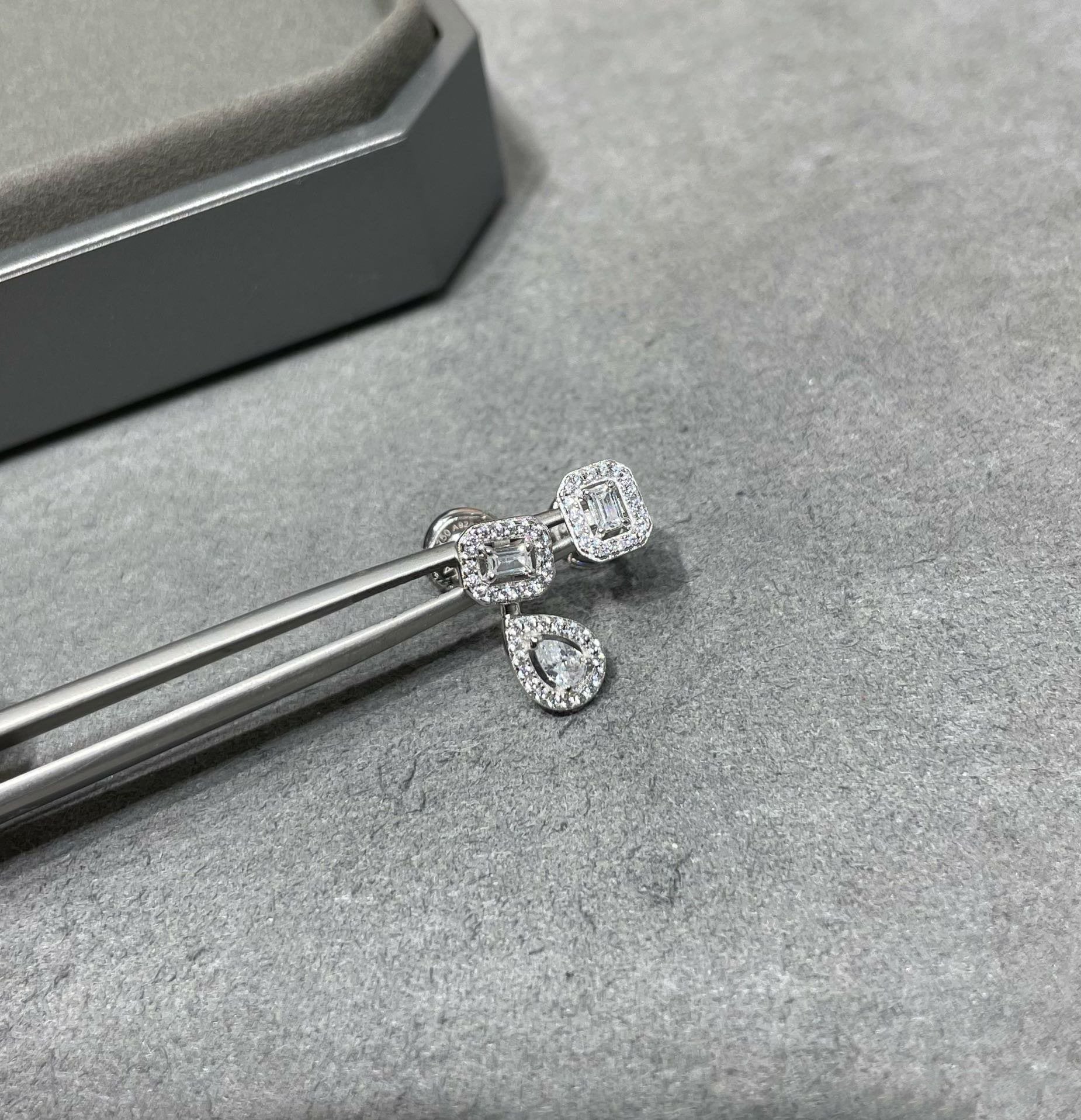 MY TWIN 2+1 DIAMOND STUD EARRINGS