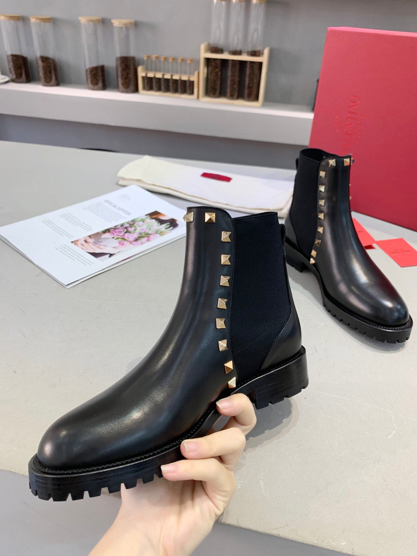 Valentino Women Rockstud Chelsea Boots Black Calfskin 875611