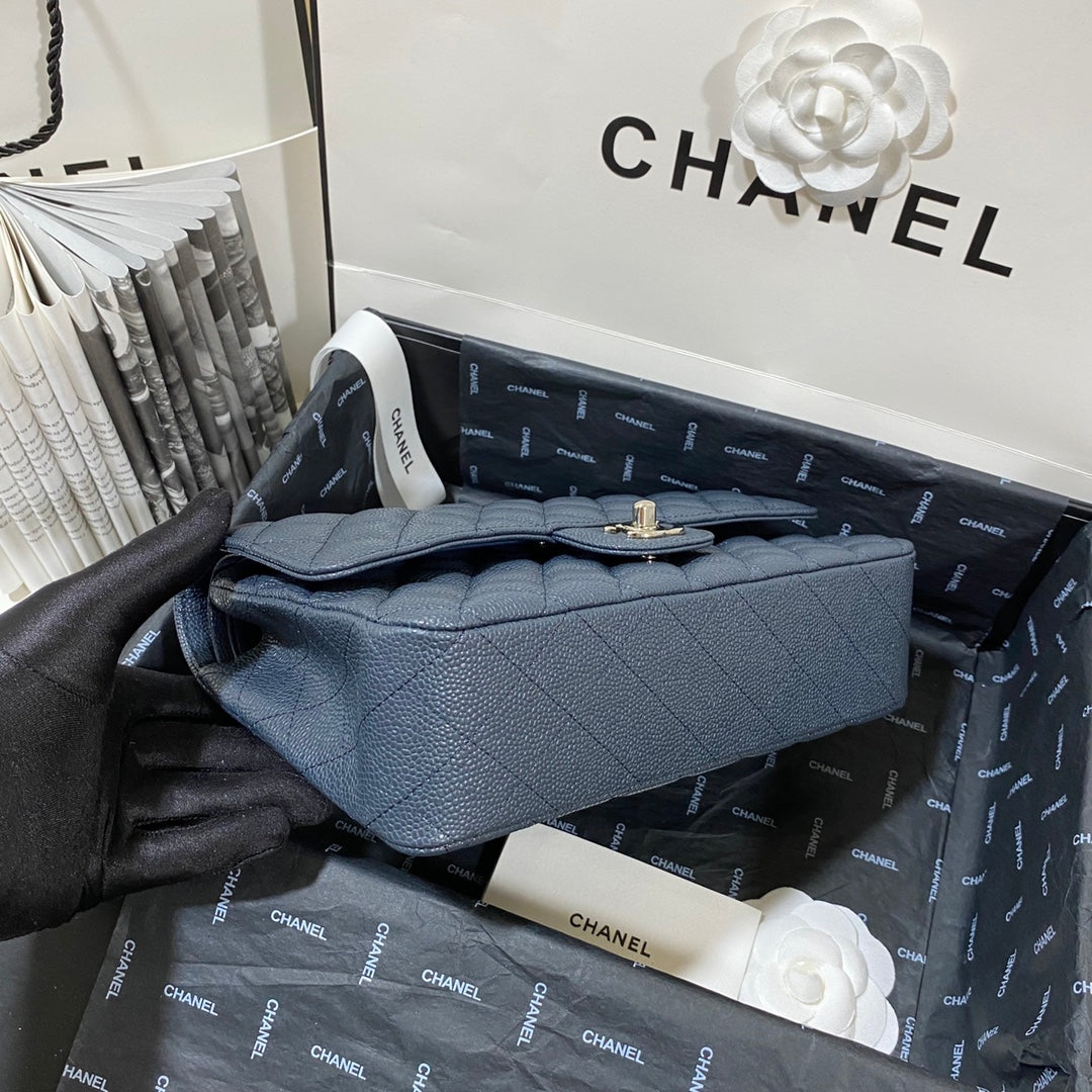 flap bag medium 25 dark blue caviar shw