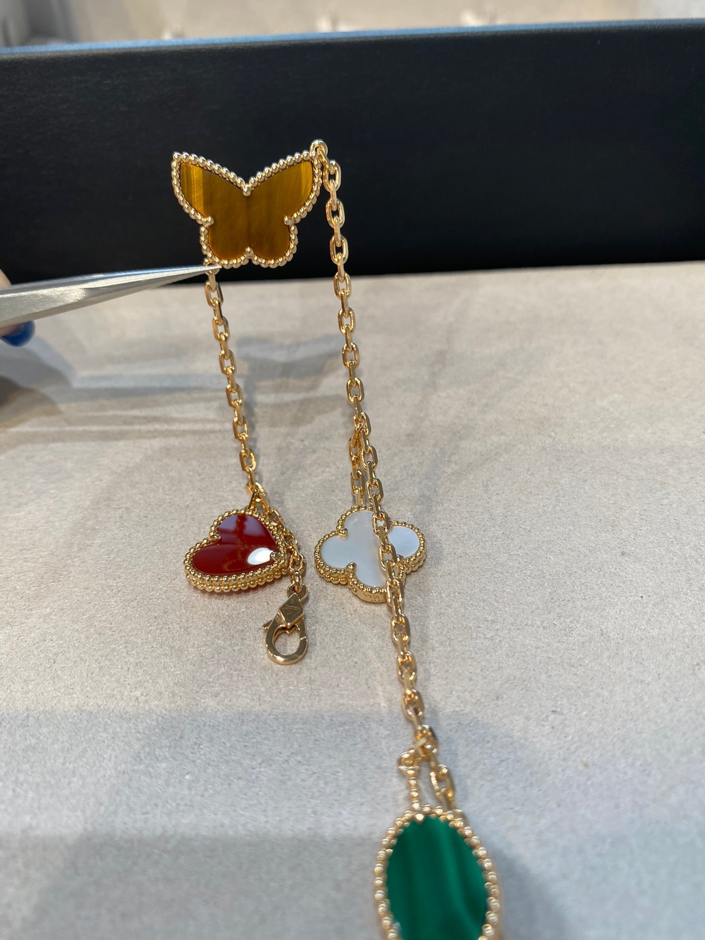 VCA Lucky Vintage 4 Motifs Gold Bracelet