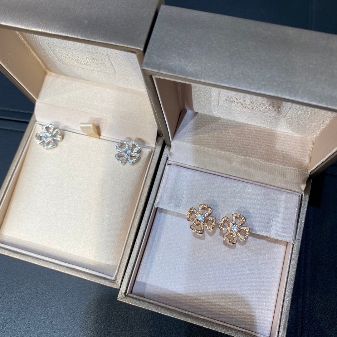BVL FIOREVER DIAMOND STUD EARRINGS