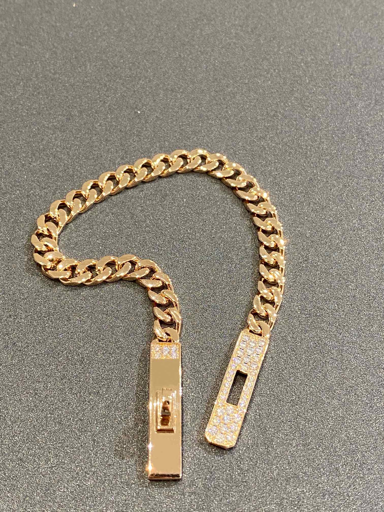 H Kelly Gourmette Gold Diamond Bracelet