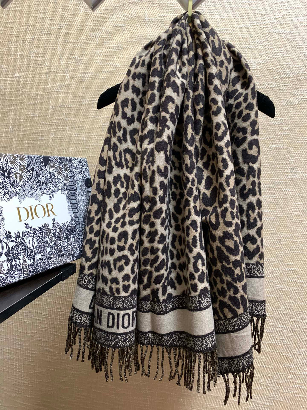 Dior 2026 Poncho Scarf 140cm Leopard Wool And Silk 198751