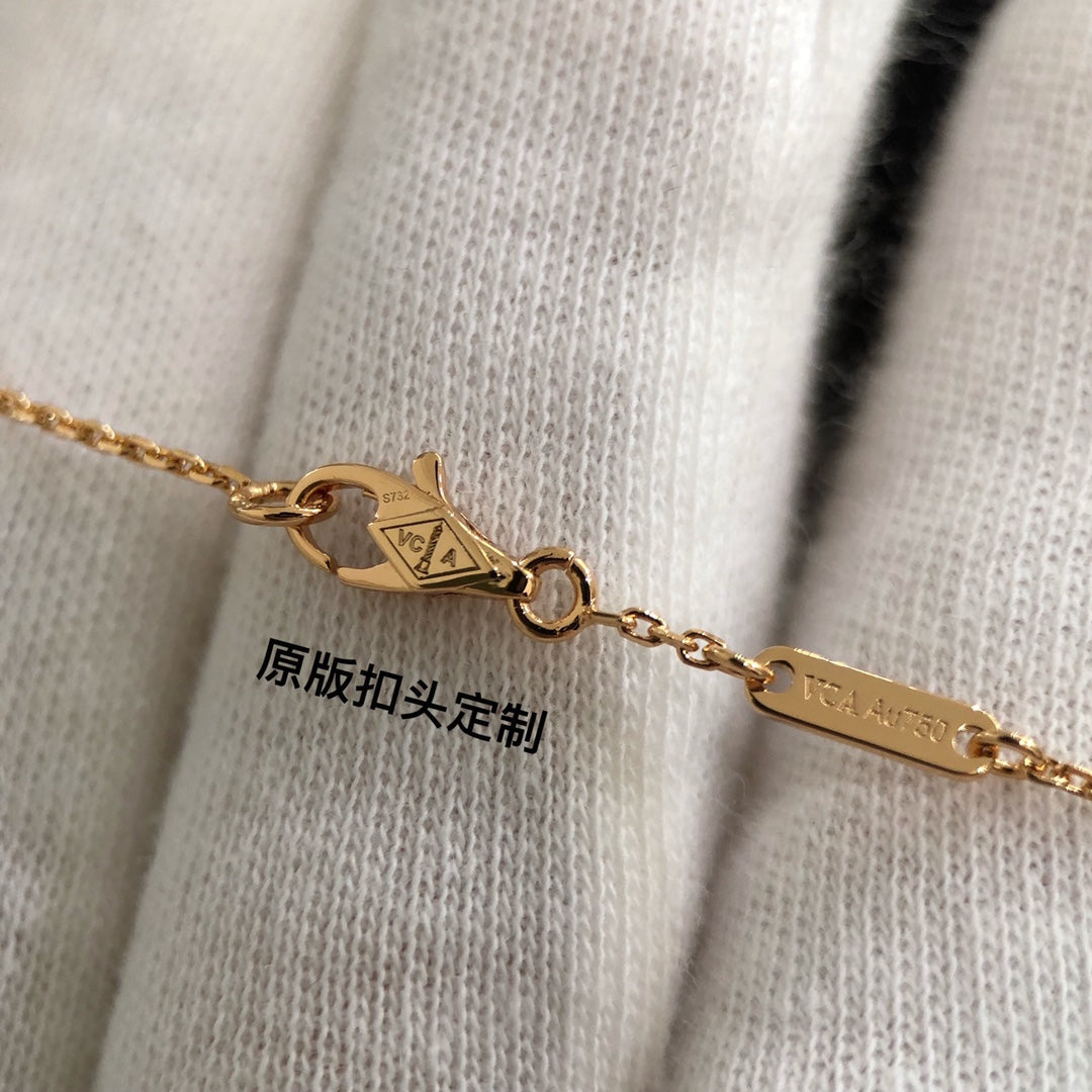 VCA Heart Red Gold 1 Motifs Bracelet