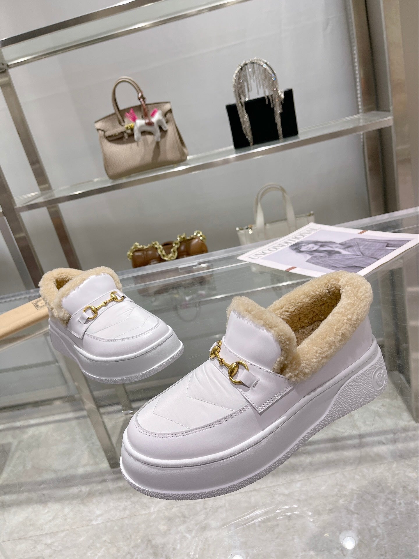 GG Snow Boots White Calfskin Wool 576243