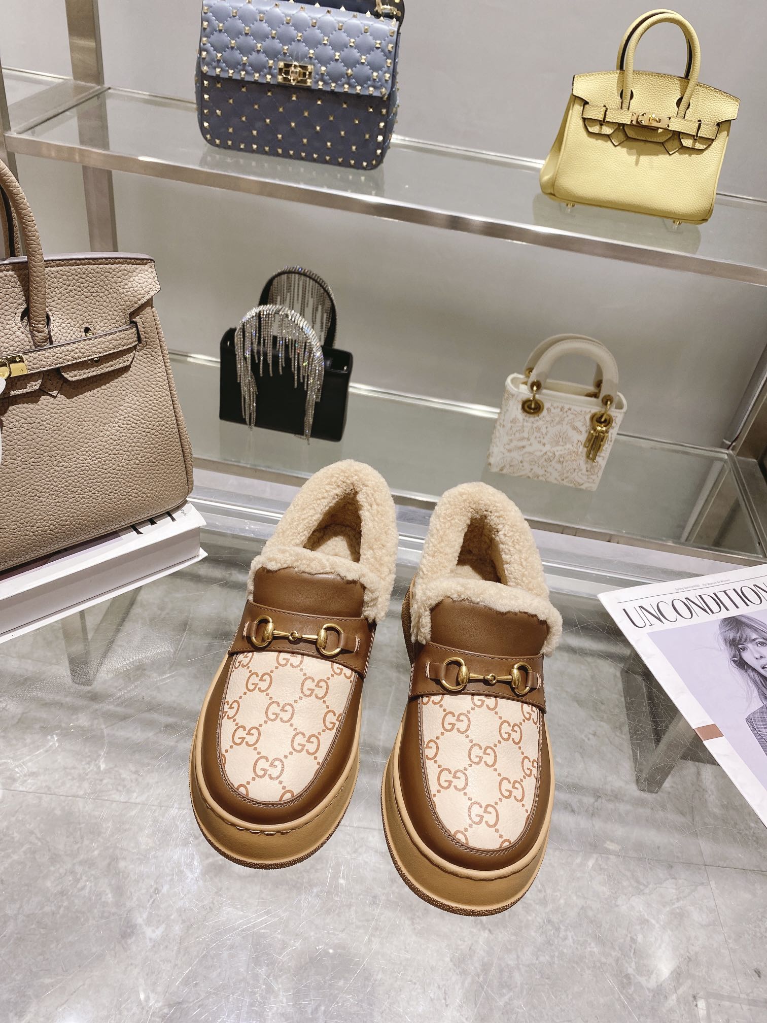 GG Snow Boots Brown Beige Cowhide Wool 576235