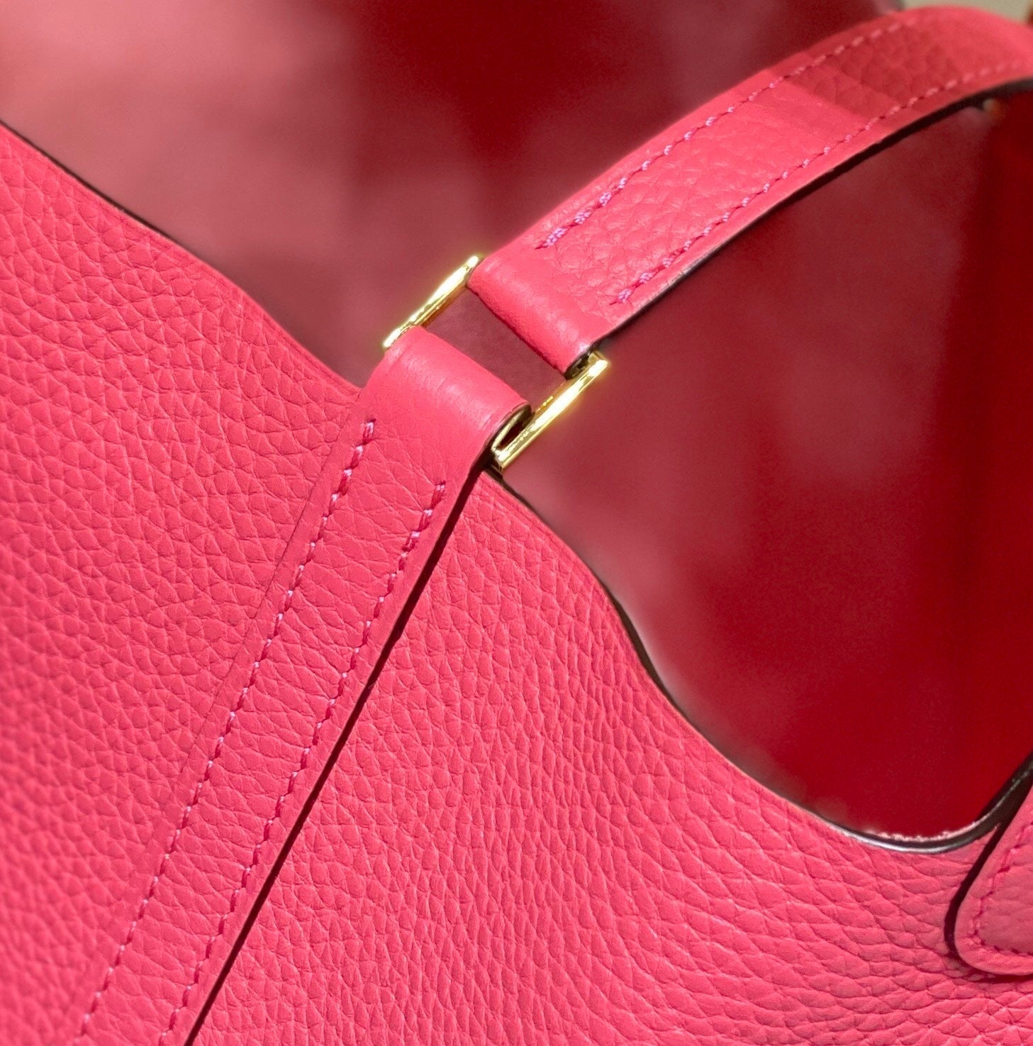 HM PICOTIN LOCK 18 RED PINK TOGO LEATHER