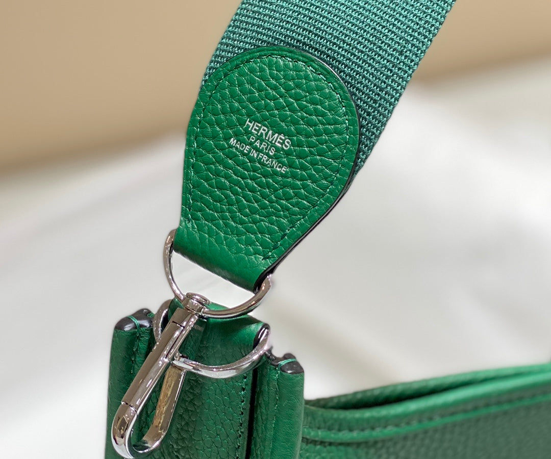 Evelyne 29cm Dark Green Togo Shw