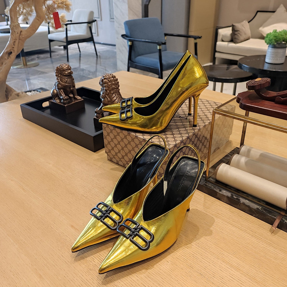 Balenciaga 26s High Heel 100 Gold Patent Leather 681203