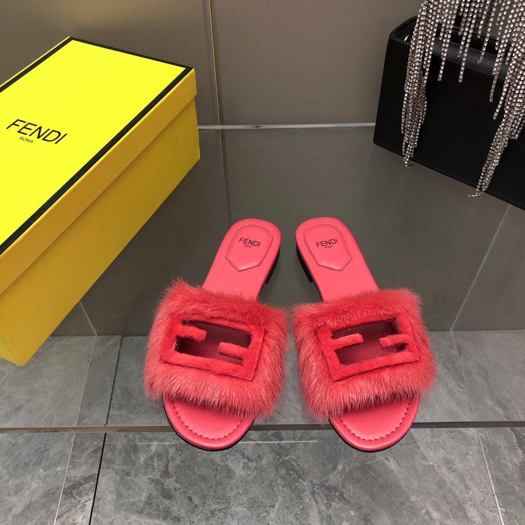 FENDI BAGUETTE MINK SLIDE SLIPPER IN CANDY RED FUR