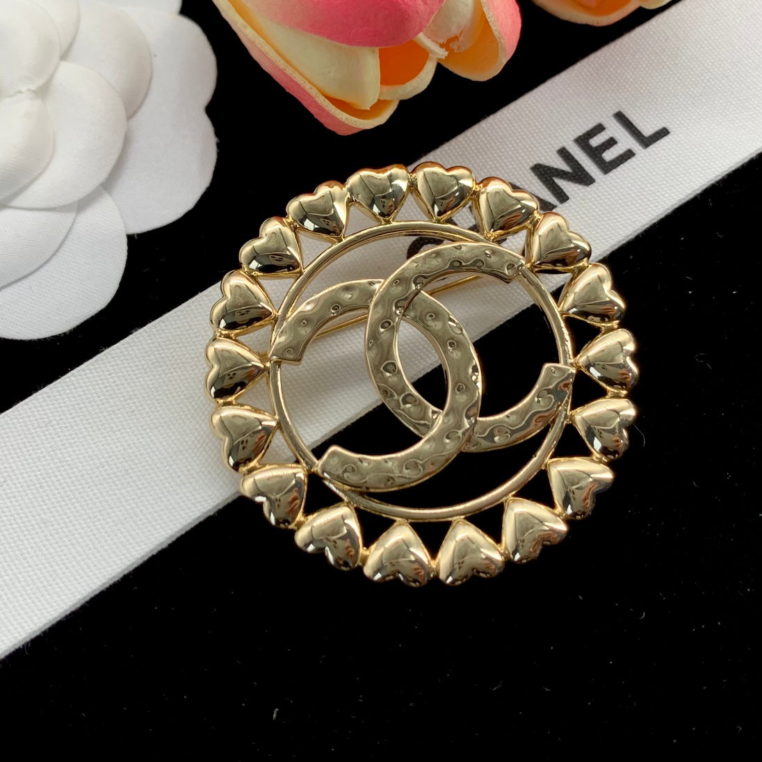 CC Brooch Gold 175815