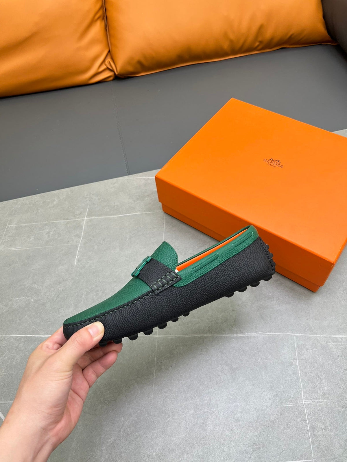 HM H-LOGO LOAFER PINE GREEN AND BLACK CALFSKIN