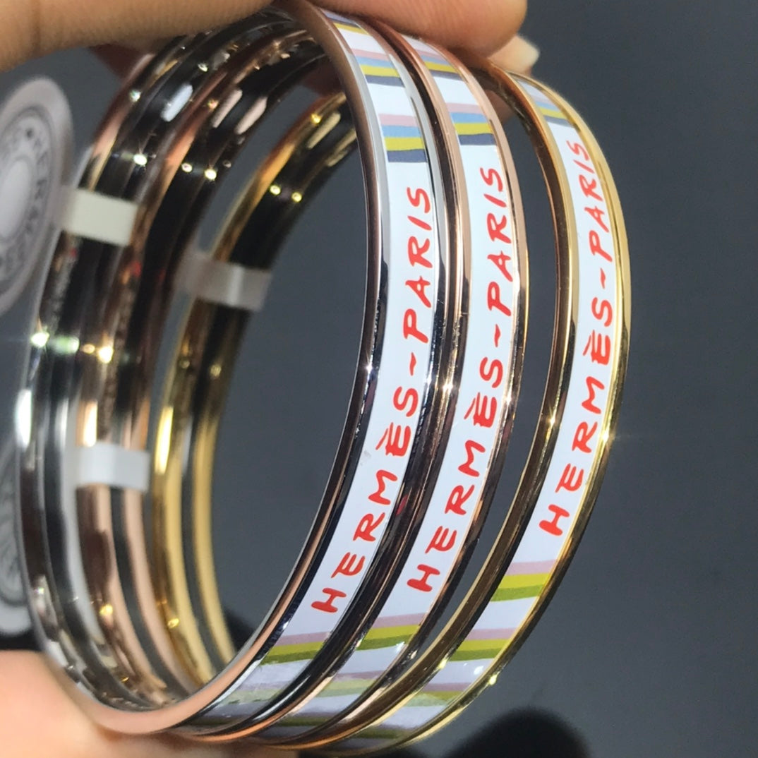 H Enamel Bangle White Green Bracelet