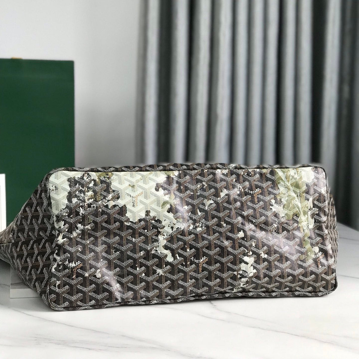 SAINT LOUIS GM BAG 40 IN GREEN MIX BLACK GOYARDINE CANVAS