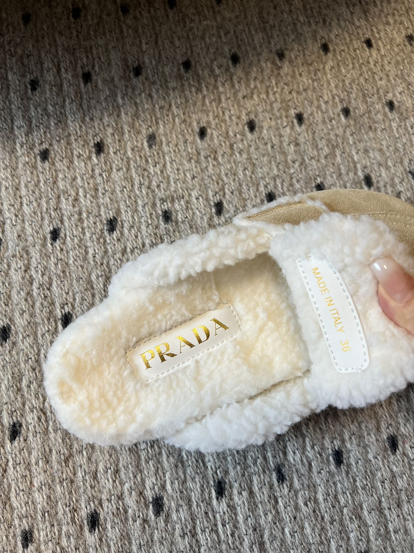 PRA Furry Half-Slipper Beige Suede 478566