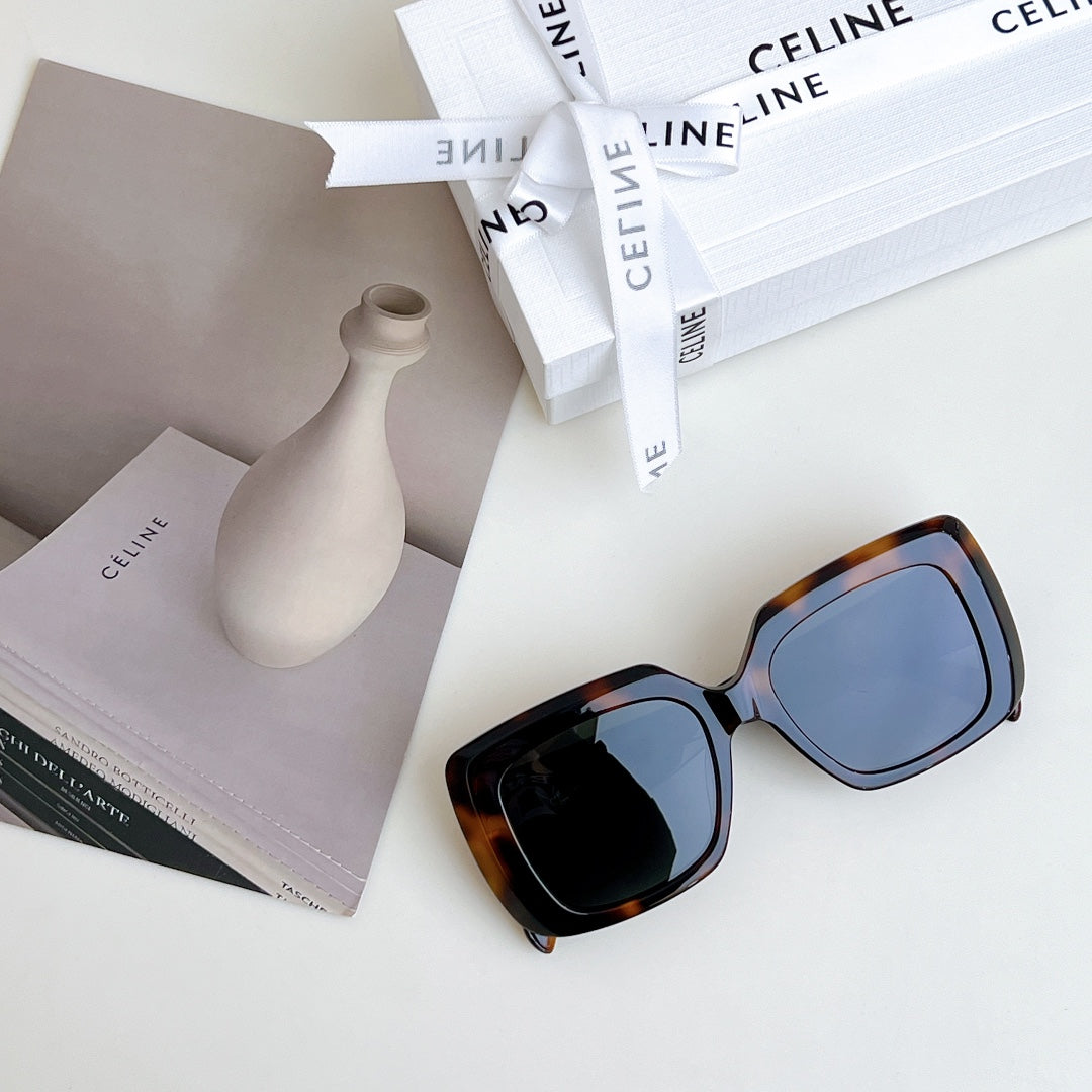 TRIOMPHE SUNGLASS CL40263 IN ACETATE