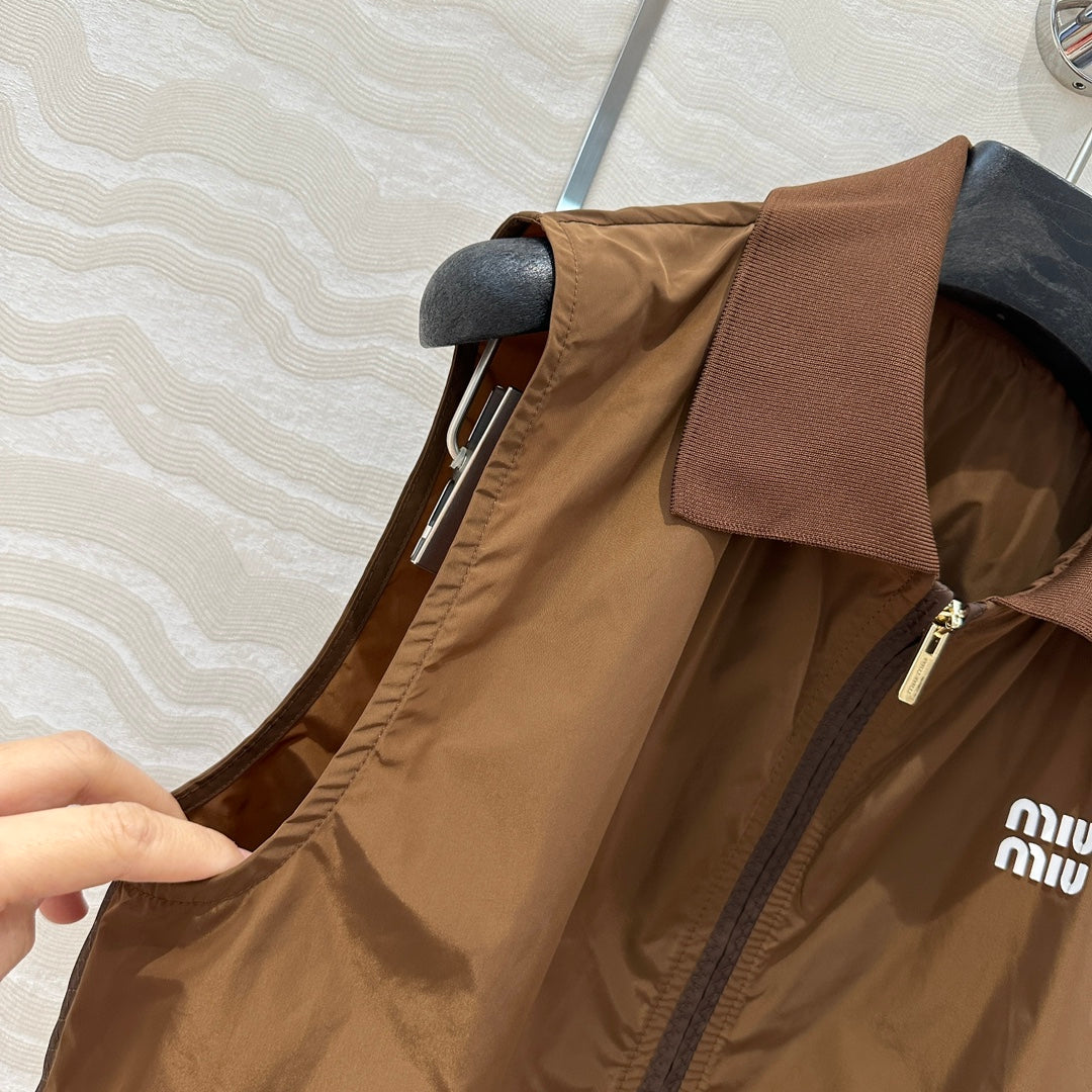 Miu Miu 25 Sport Zipper Vest Cocoa Brown Technical Fabric
