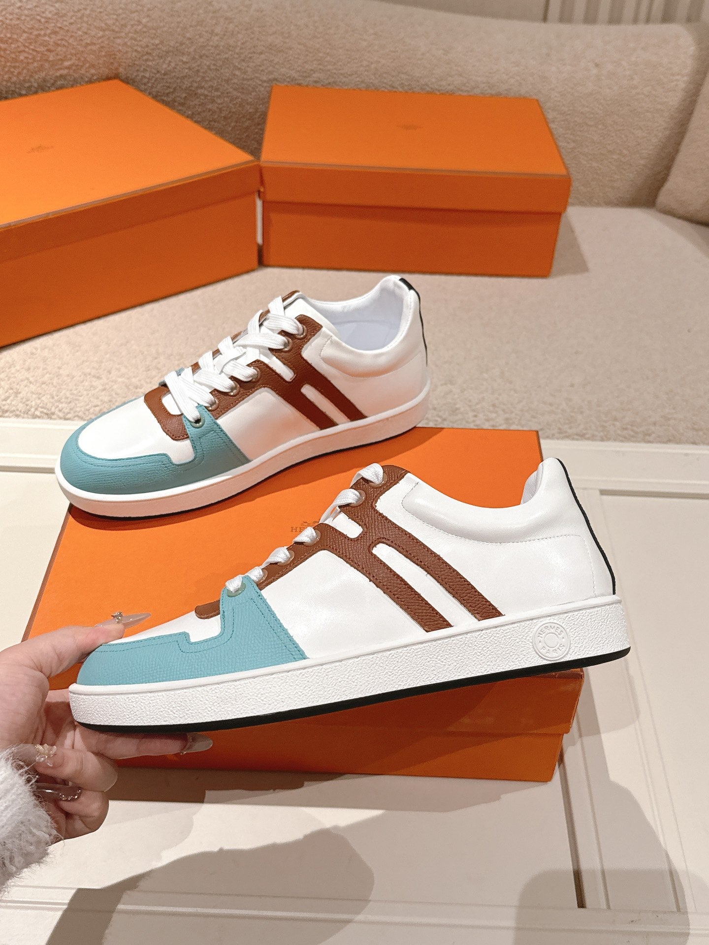 HM 25ss Sneakers White Blue Brown Cowhide 577547