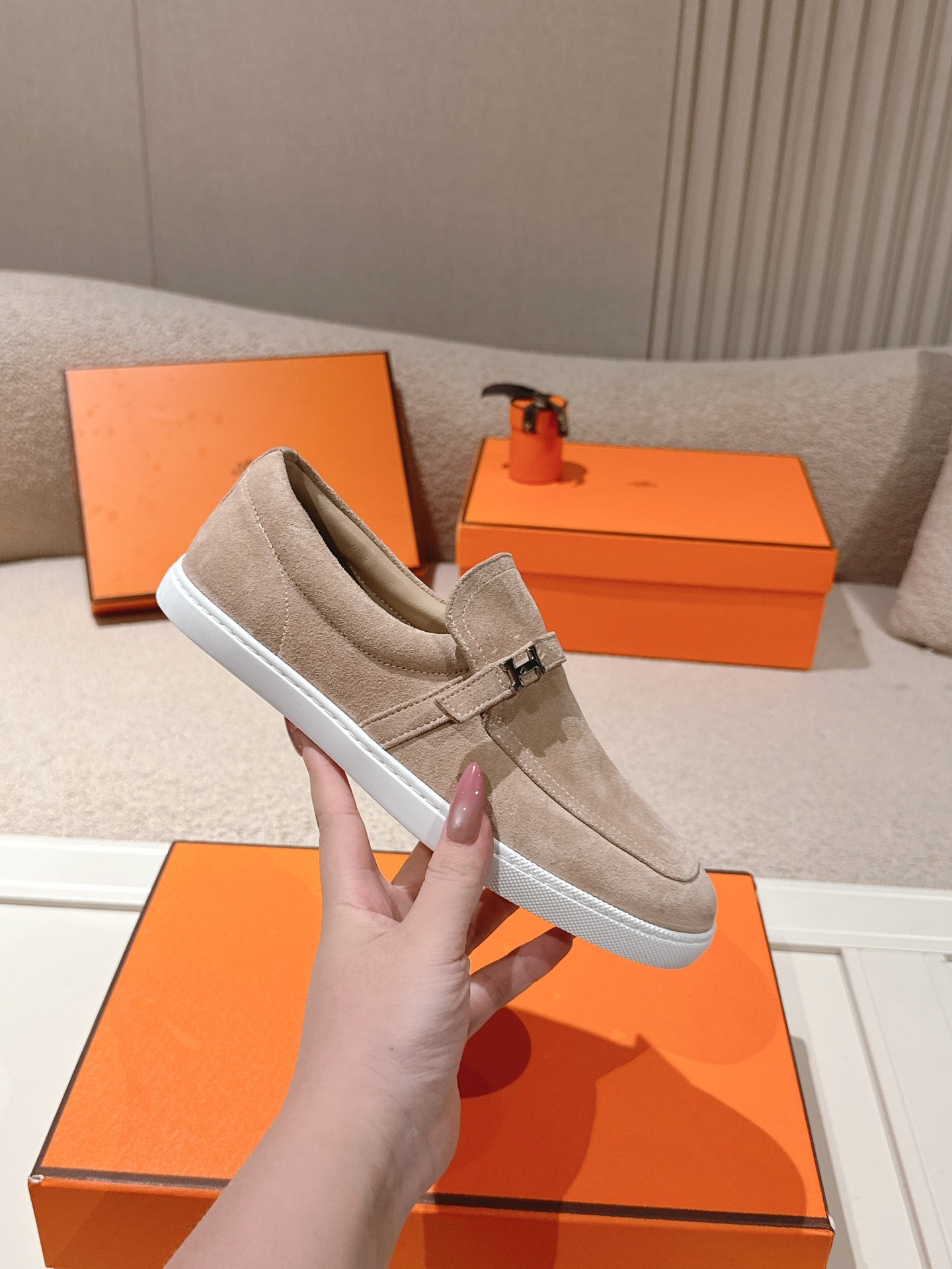 HM 25ss Loafers Beige Suede 577158