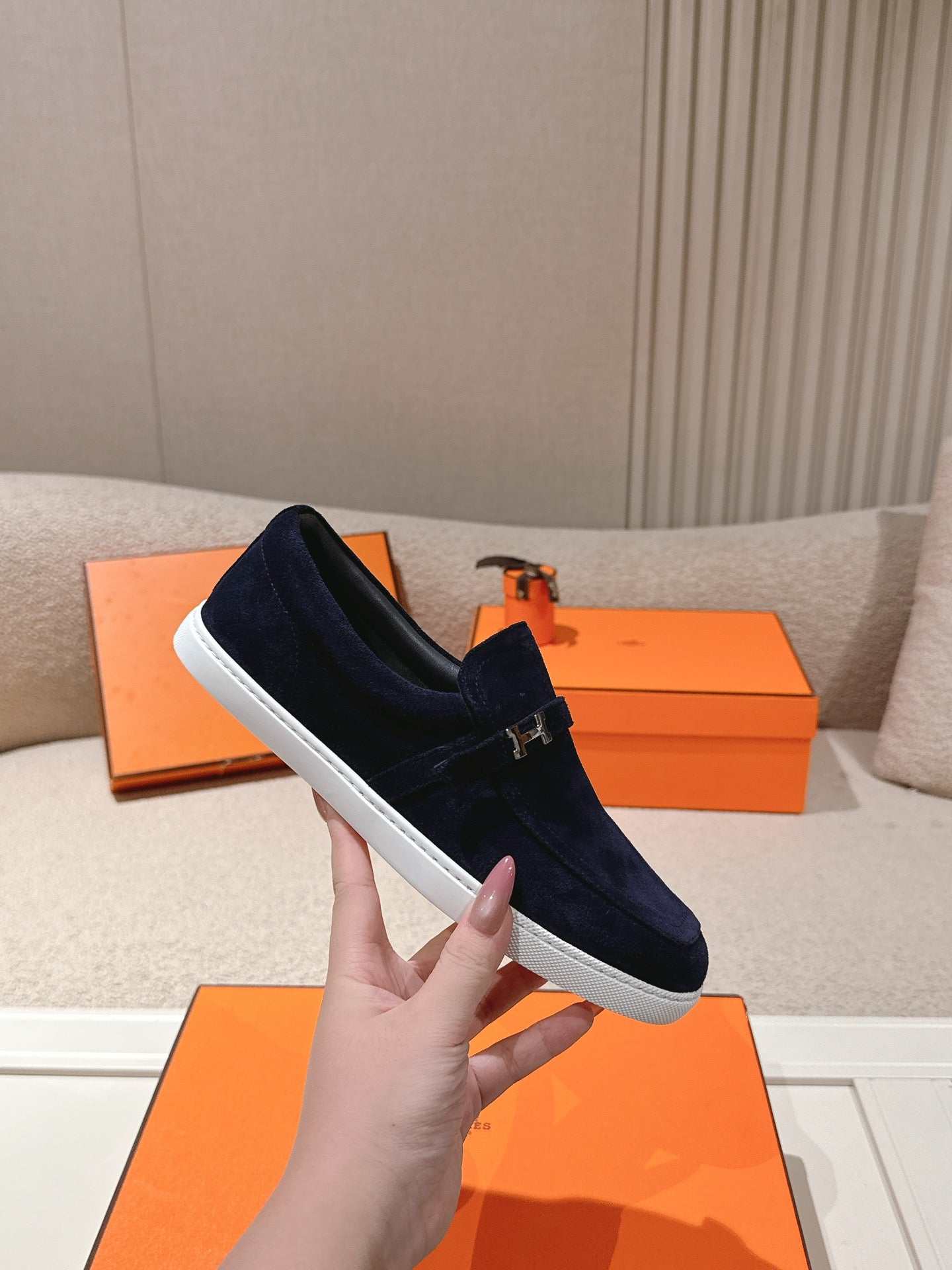 HM 25ss Loafers Navy Blue Suede 577162