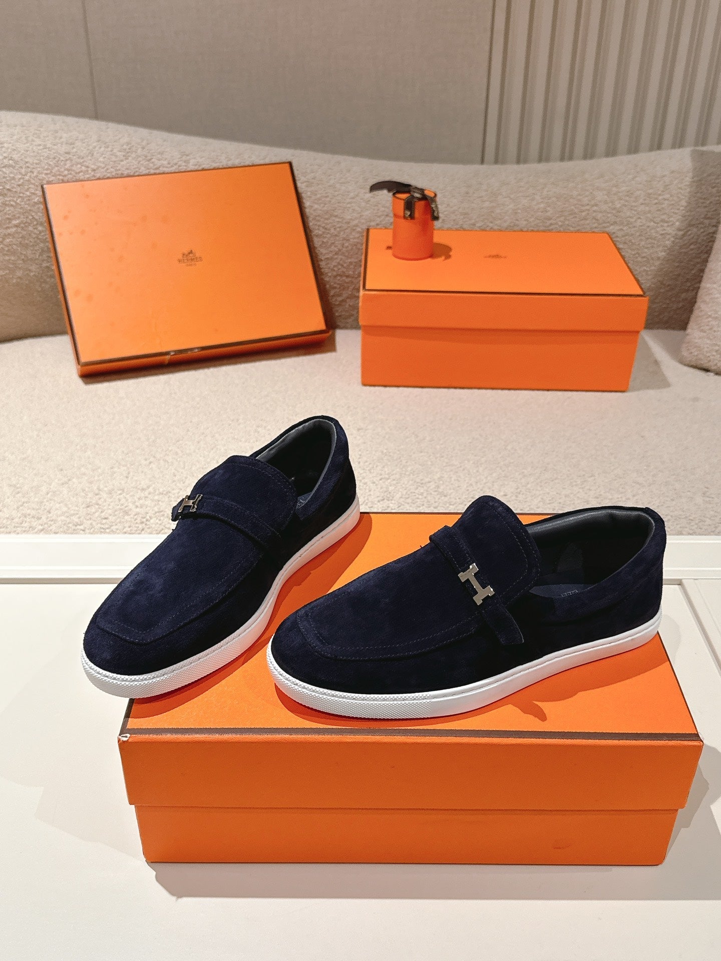 HM 25ss Loafers Navy Blue Suede 577162