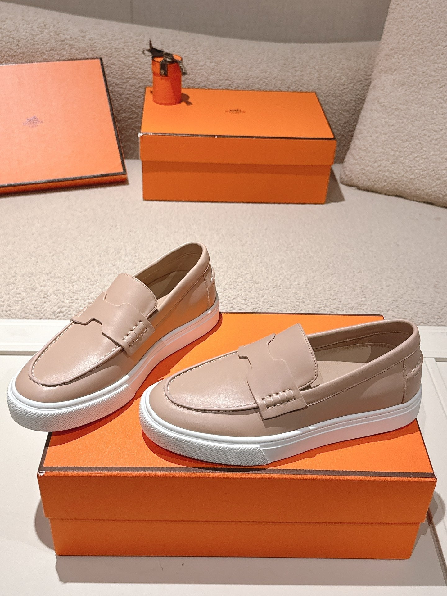 HM 25ss Platform Loafers Beige Sheepskin 577171