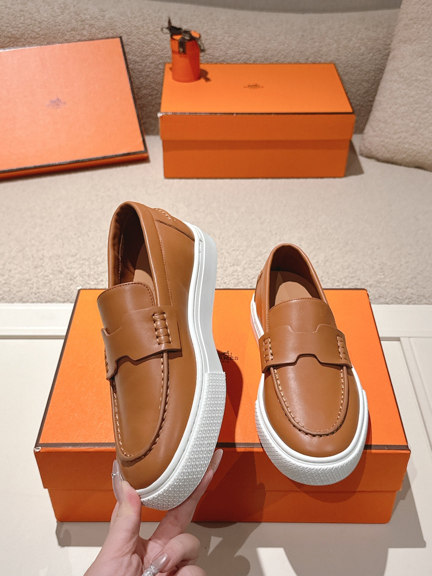 HM 25ss Platform Loafers Camel Brown Sheepskin 577173