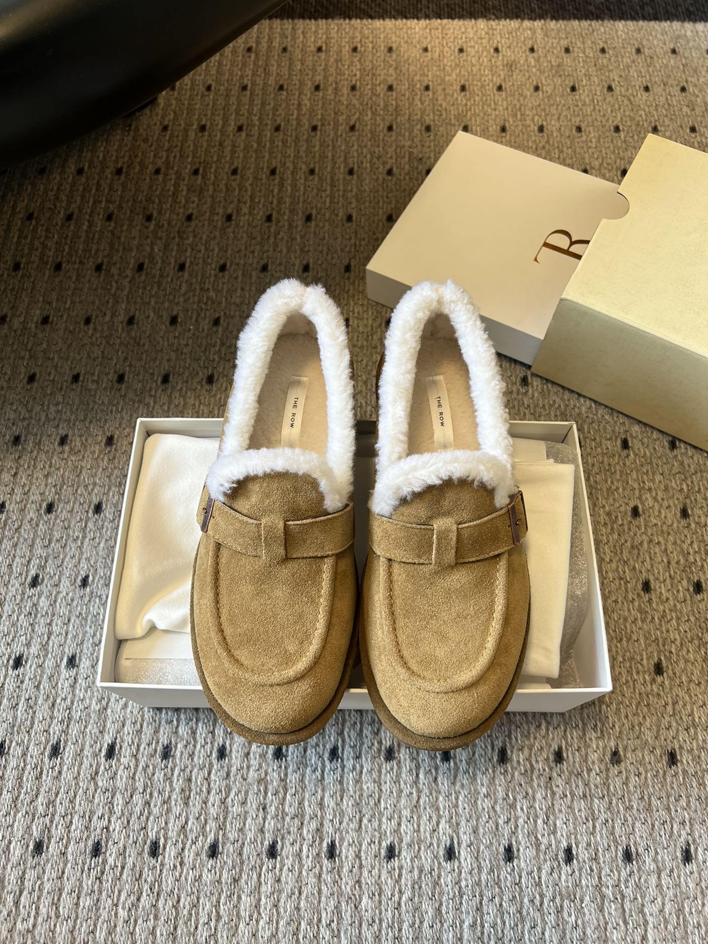 The Row 2025 Shearling Loafer Tan White Suede Wool 561603