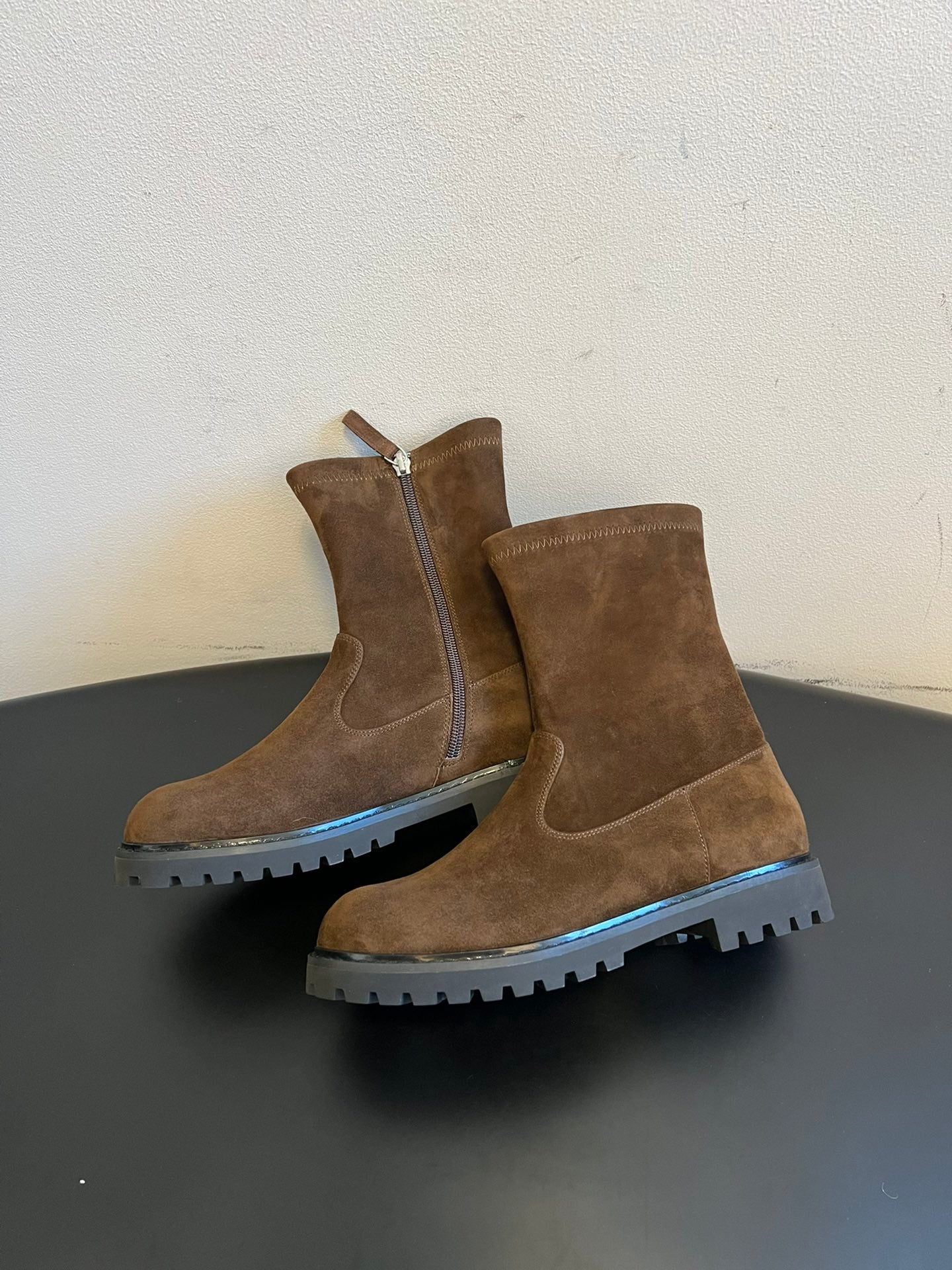 The Row 2025 Boot Brown Suede  561645