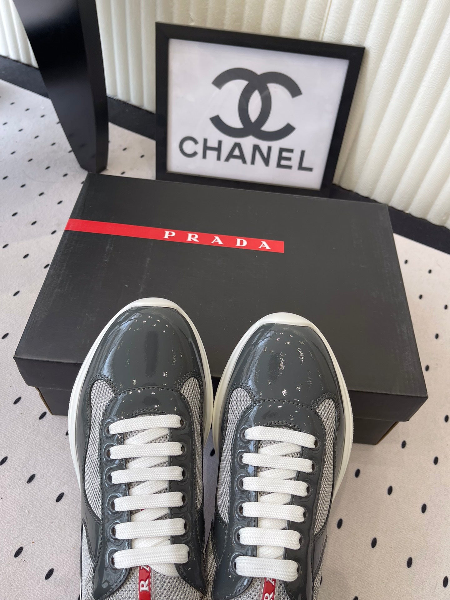 Pra 2025 Sneaker Dark Gray Patent Leather Mesh 554584