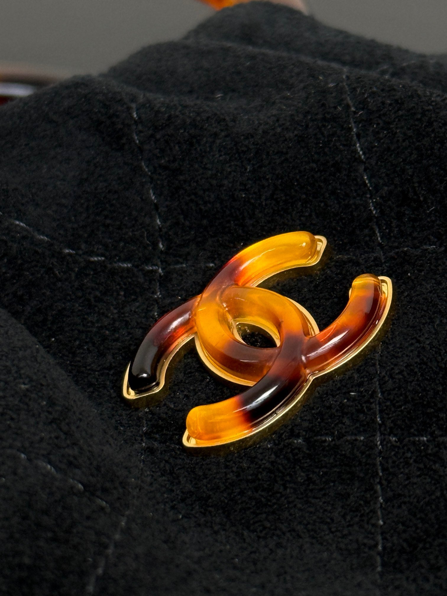 Chanel 2026 Mini Pouch 16cm Black Tortoiseshell Suede Effect Plexi