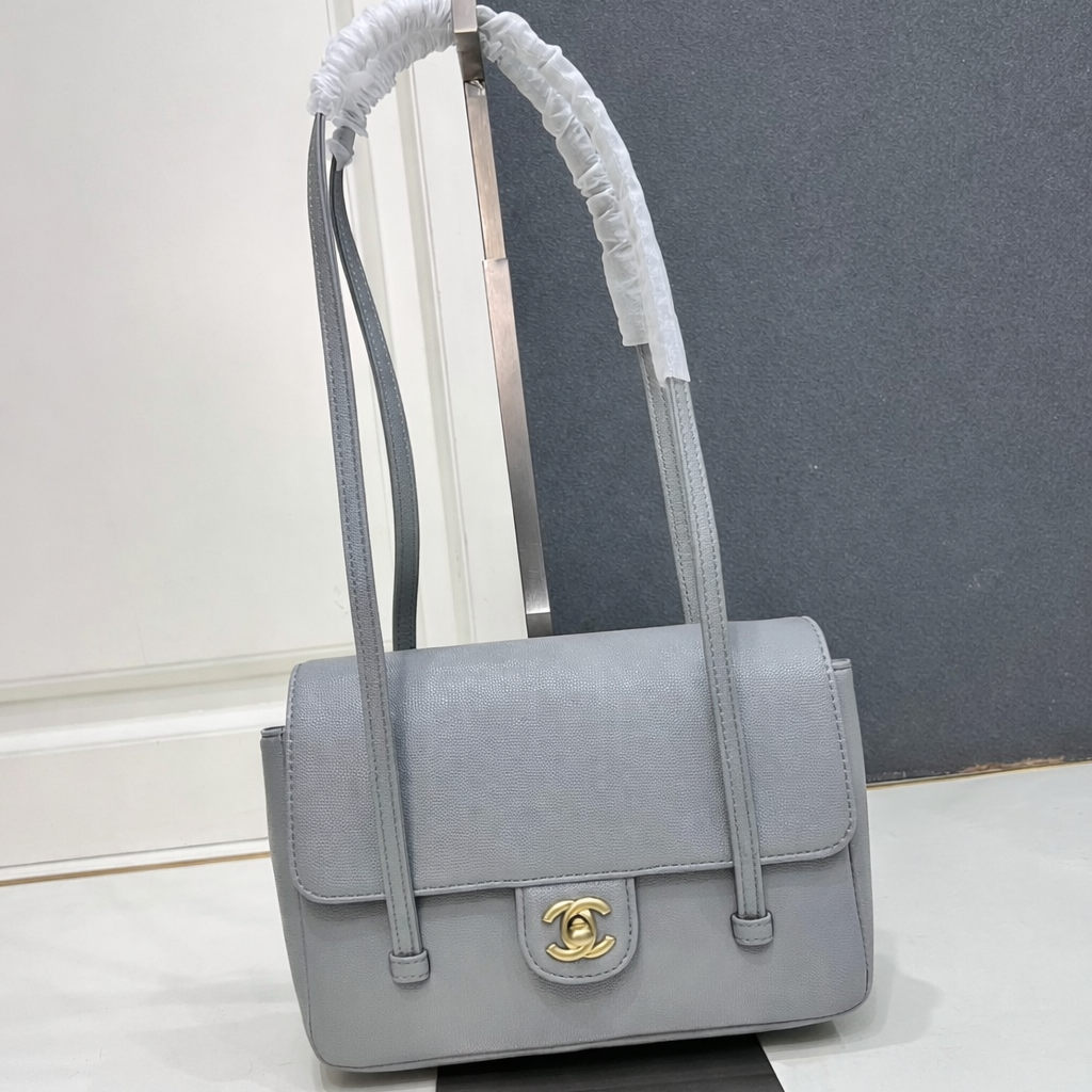Chanel 26 Shoulder Bag 22 Caviar Leather