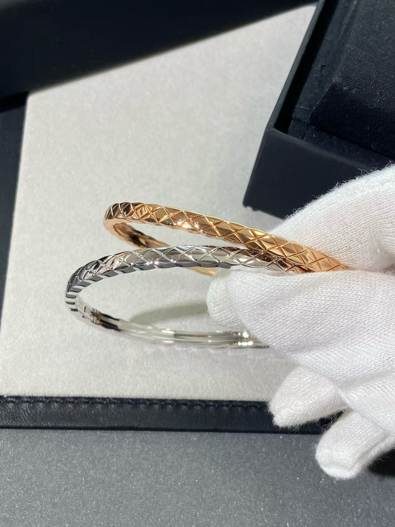 CHANEL COCO CRUSH BRACELET