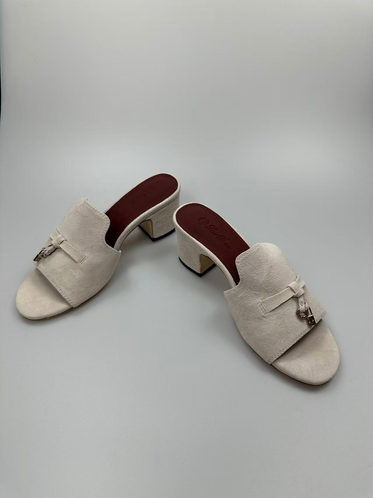 LP 25 Summer Charm Sandal 55 Cream Suede
