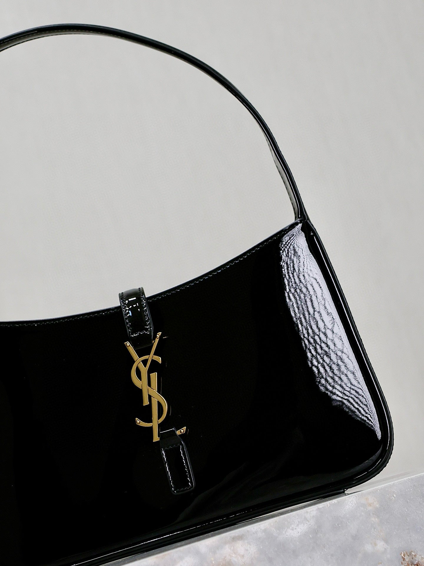YSL 2025 Le5A7 Bag 25cm Black Gold Patent Leather