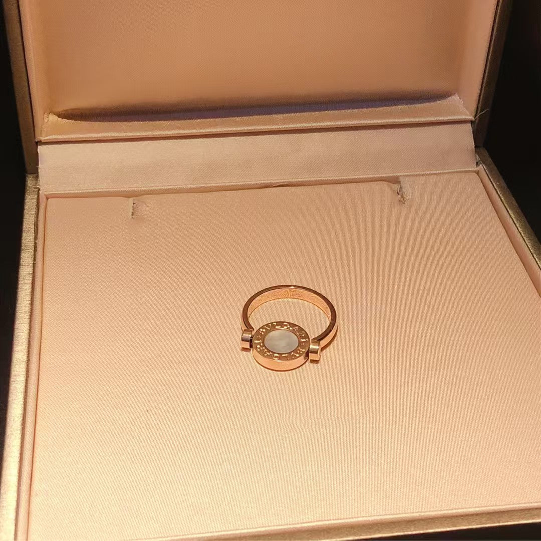 Bvlgari Rose Gold Flip Ring Set With Mother-of-pearl And Onyx