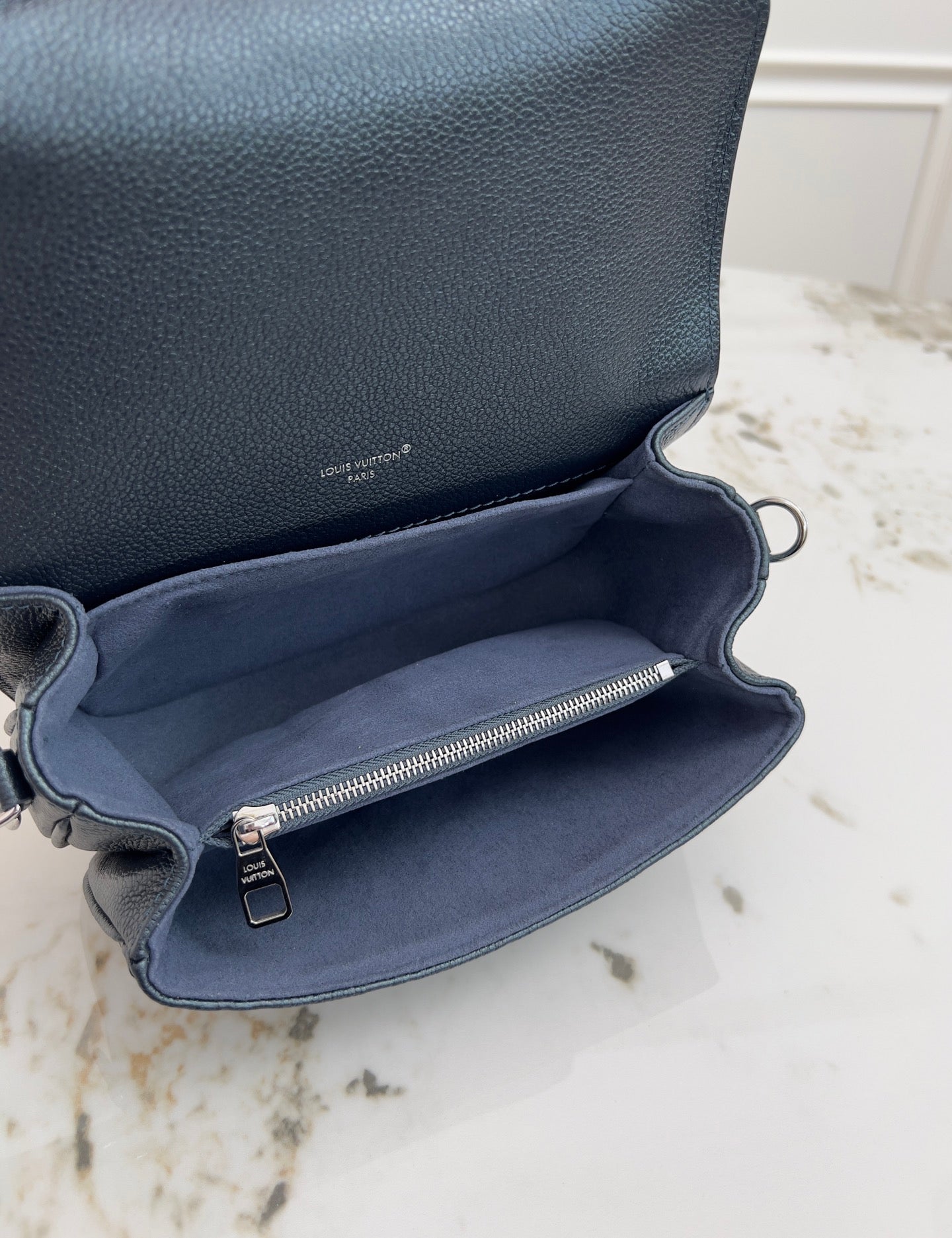 LV Pochette Metis East West Bag Black Silver Cowhide