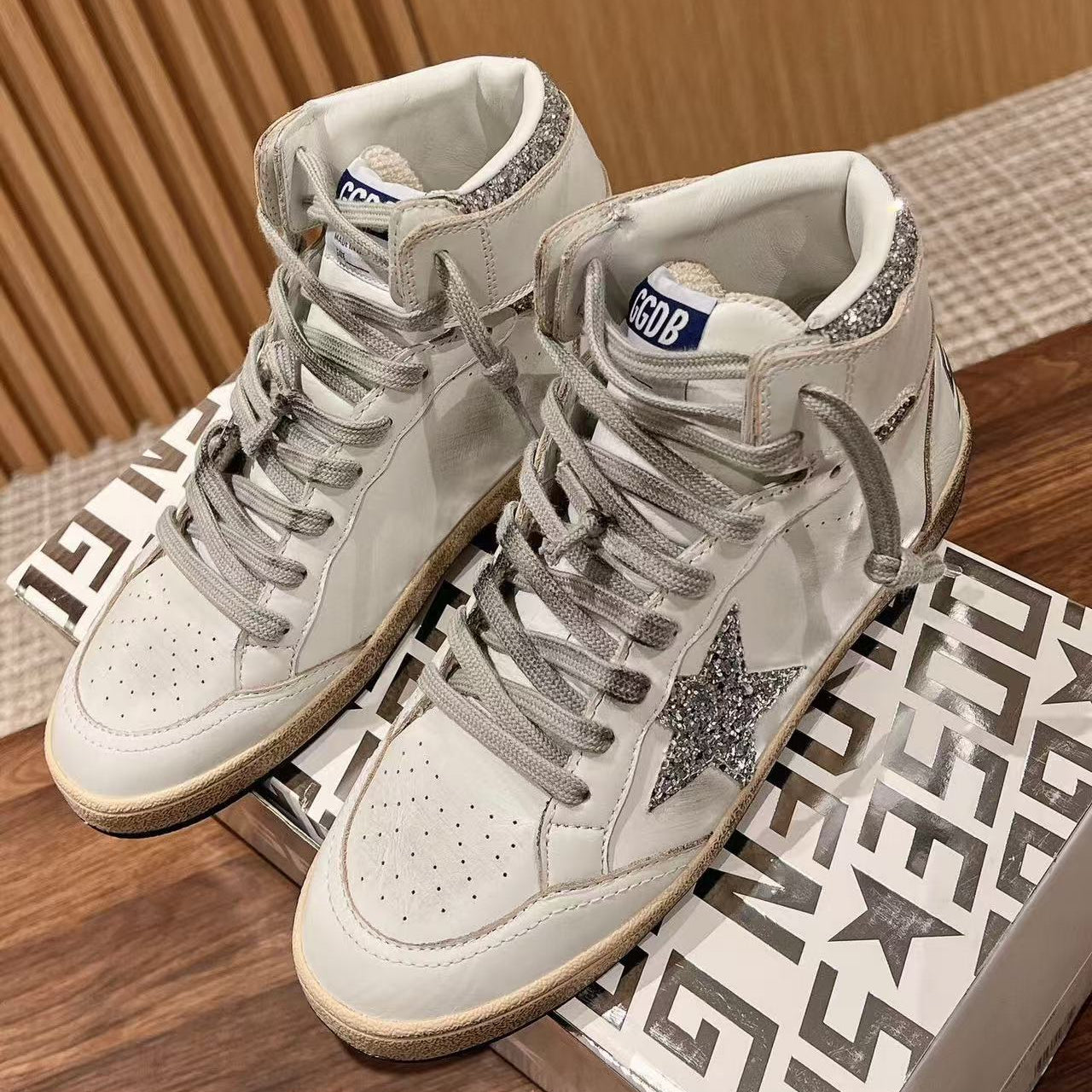Golden Goose 2025 Deluxe Brand Sky Star High-Top Sneaker White Gray Calfskin Rubber