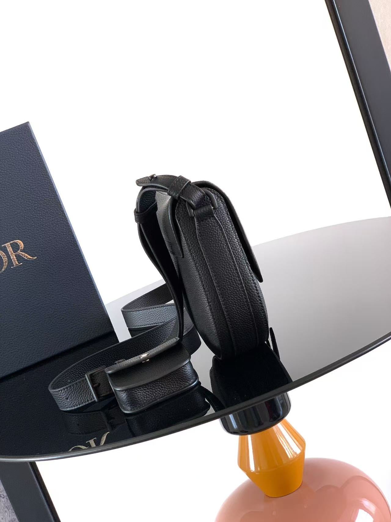 Christian Dior 2025 Saddle Bag 26cm Black Grained Calfskin