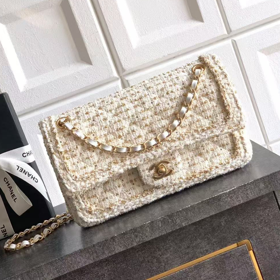 Chanel 2026 Quilted Rectangular Flap Bag 25cm White Gold Tweed Leather