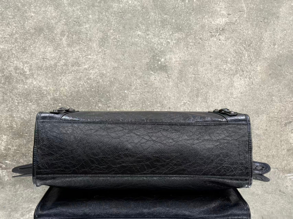 Balenciaga 2026 Le City Large Bag 46cm Black Crinkled Leather