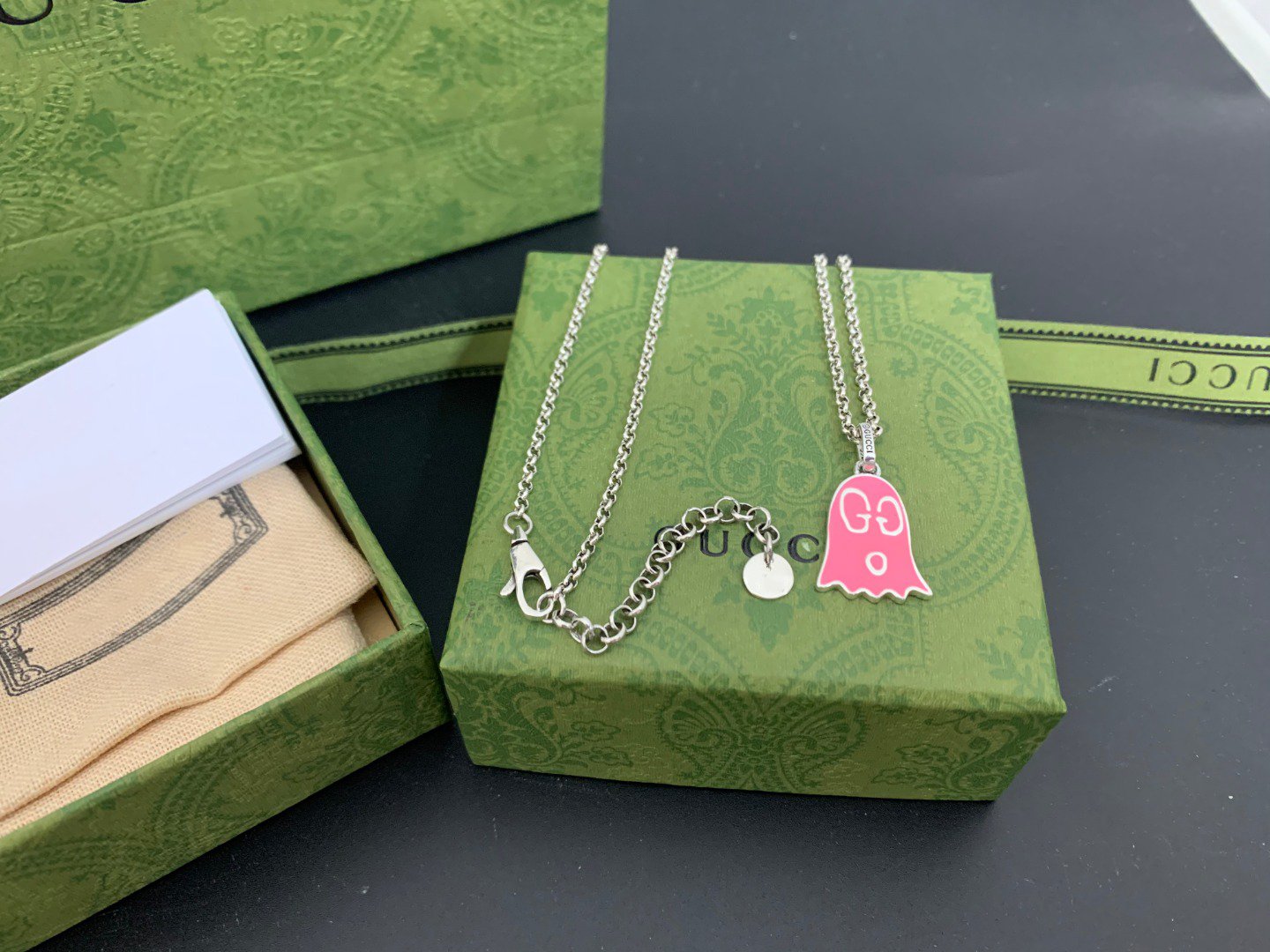 GG GHOST PINK NECKLACE