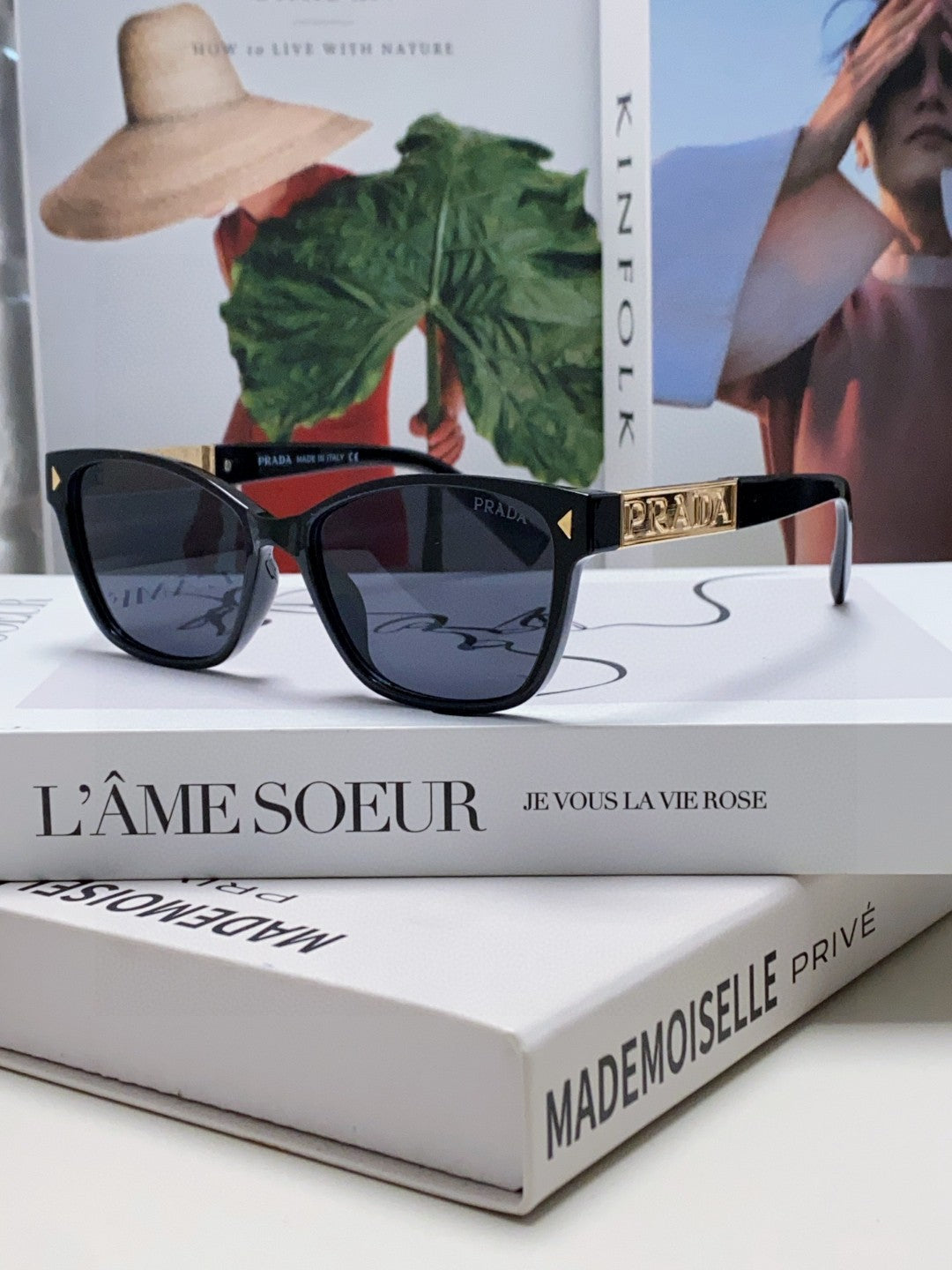 Prada Sunglasses 558302