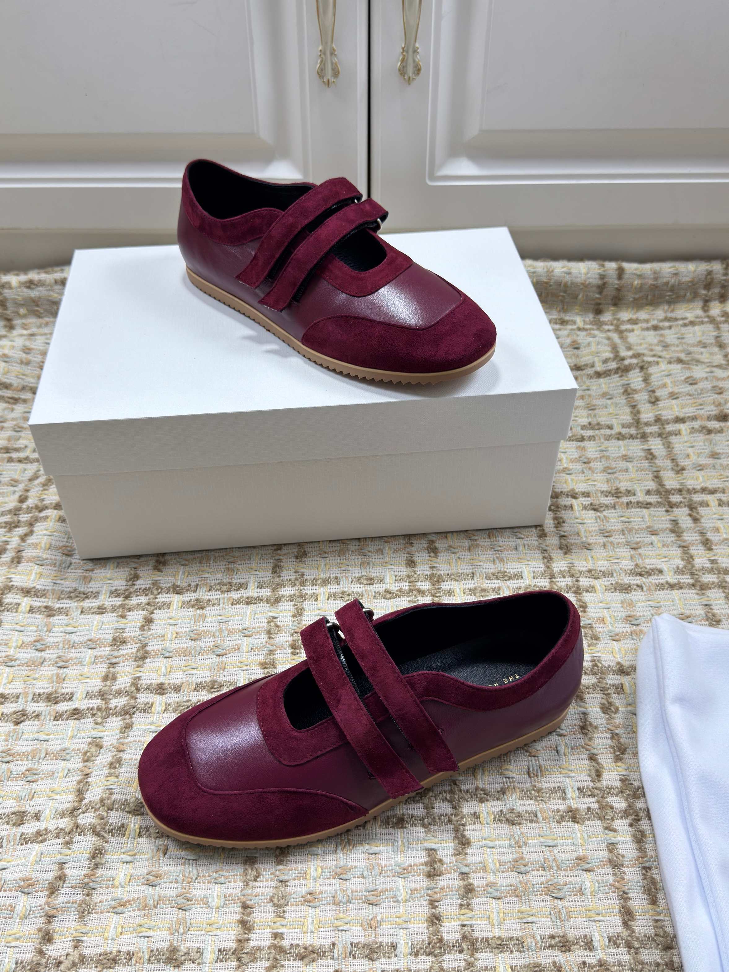 The Row 2025 Ballet Flat Sheepskin Suede 560619