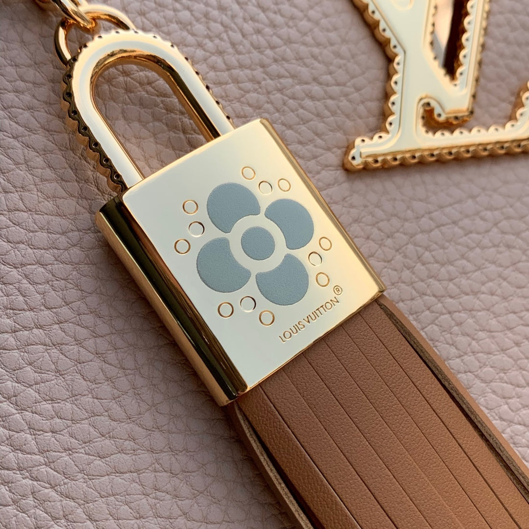 LV 2025  Capucines BB Bag Cream mix Arizona Beige Taurillon Leather 347423