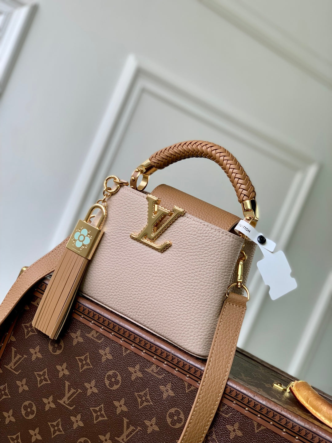 LV 2025  Capucines BB Bag Cream mix Arizona Beige Taurillon Leather 347423