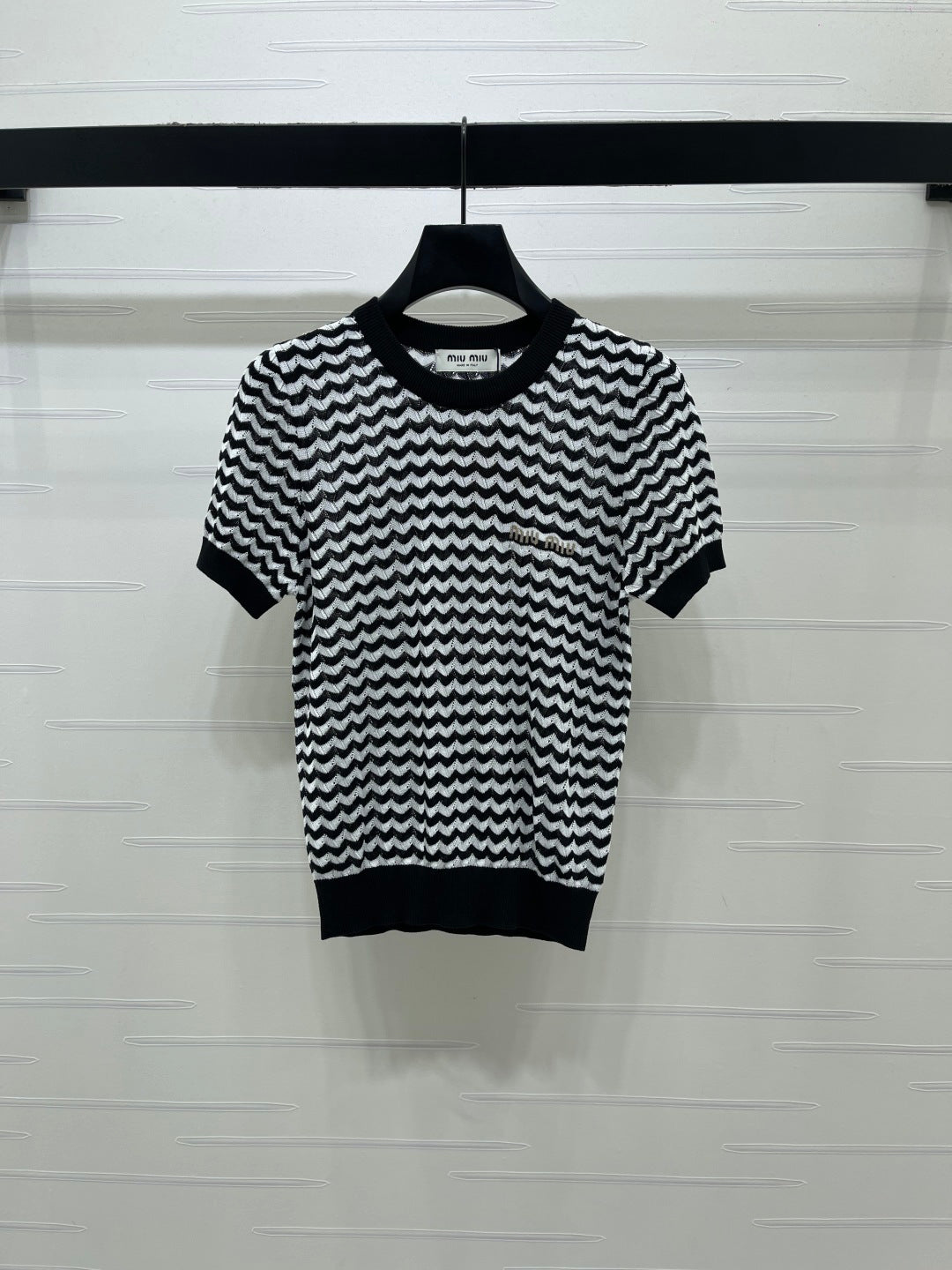 Miumiu 2026 Hollow-out Knit Short-sleeved Top Tencel Cotton 395656